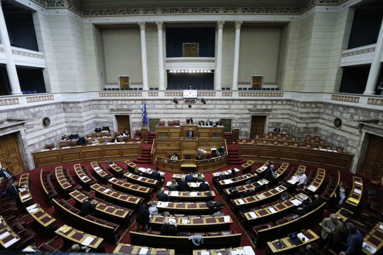 Οι αδιάφθορες κουμπάρες της Βουλής