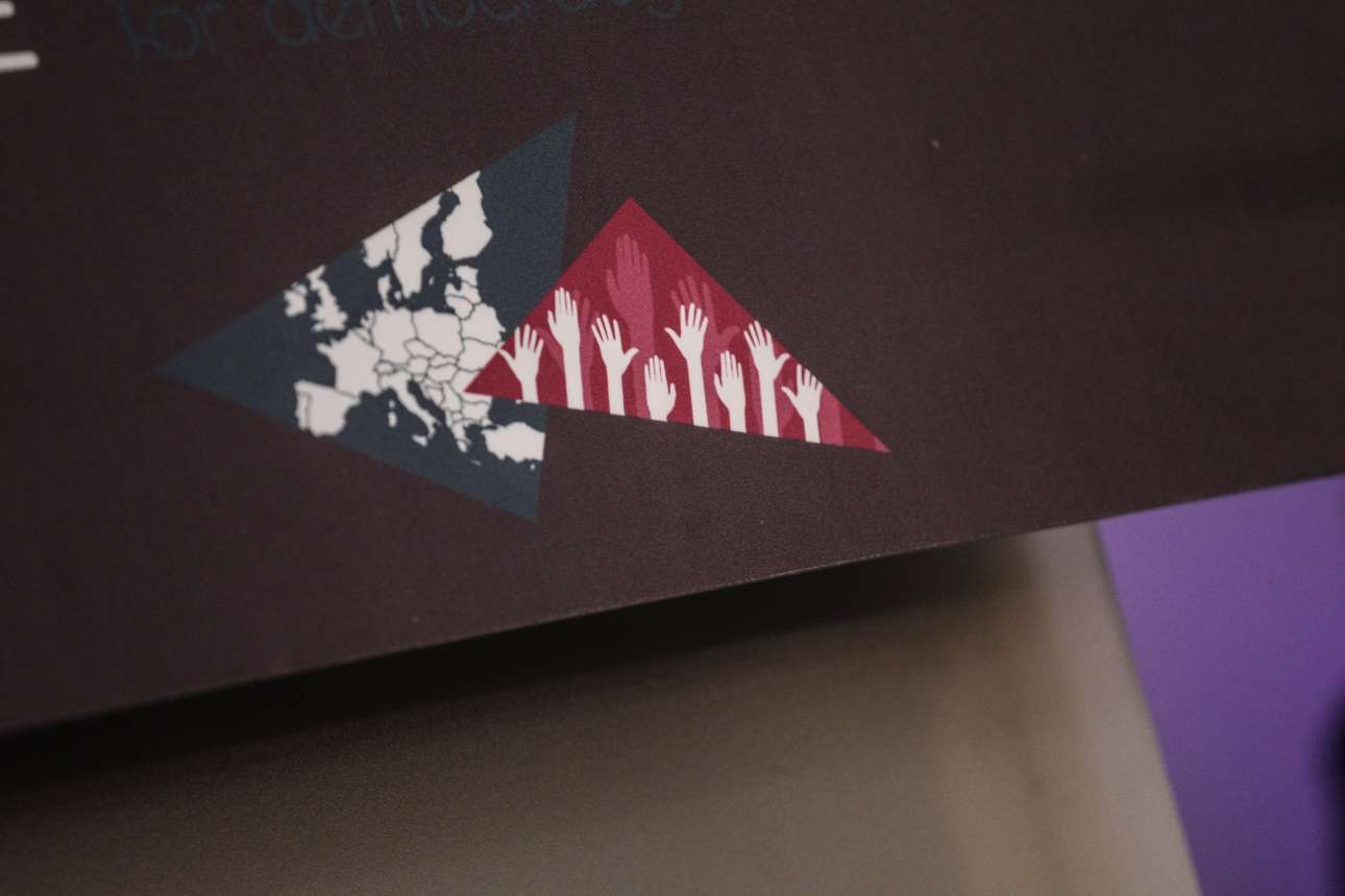 Τέσσερις από τους «53» κατά κυβέρνησης για το Προσφυγικό