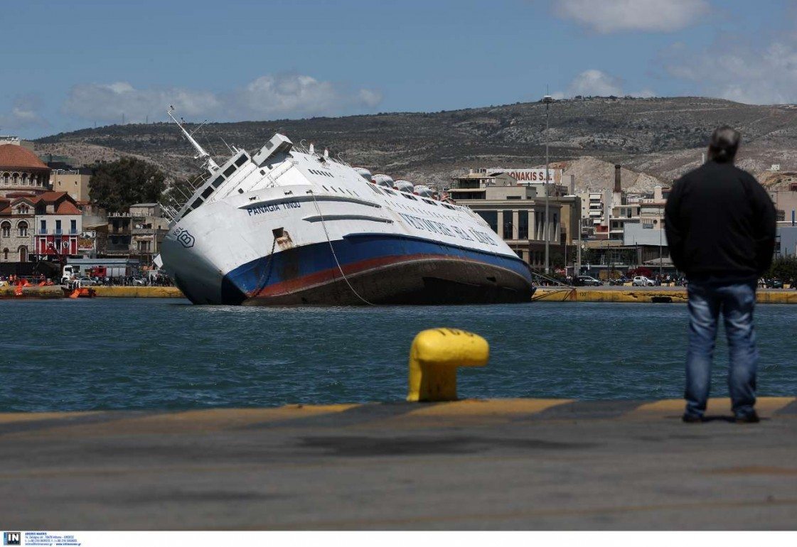 Η μάχη για να μη βυθιστεί το Παναγία Τήνου