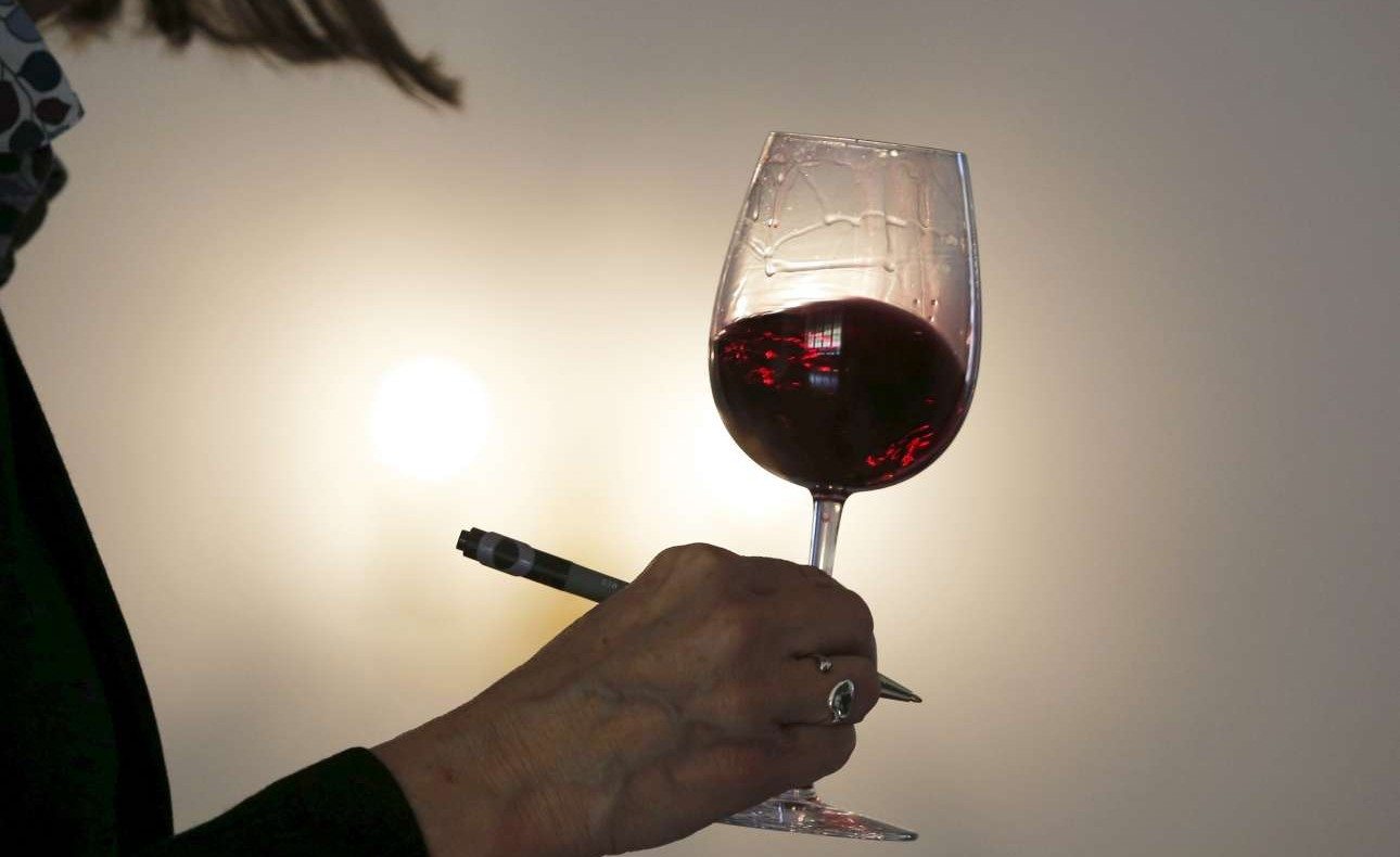 Στην Ιταλία θέλουν να βάλουν το κρασί ως μάθημα στα σχολεία