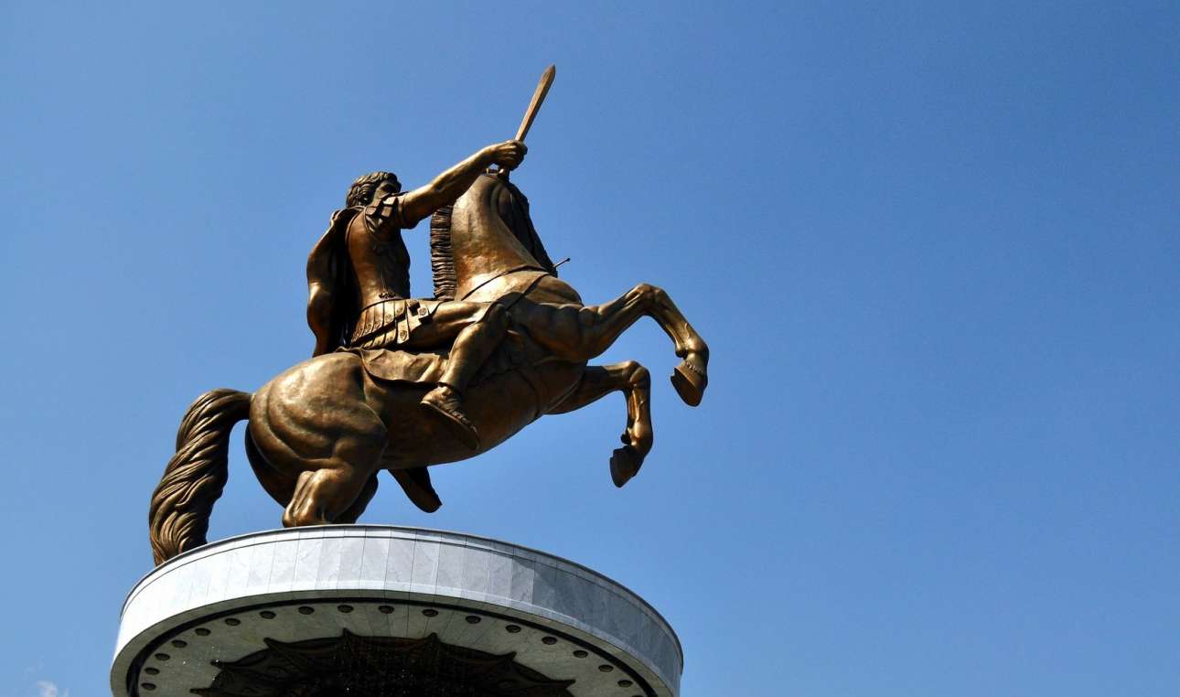 Η πόλη με τα χίλια (άσχημα) αγάλματα