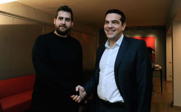 Ο γραμματέας της Νεολαίας ΣΥΡΙΖΑ με τον Πρωθυπουργό. Τους ενώνουν η Αριστερά και οι διορισμοί