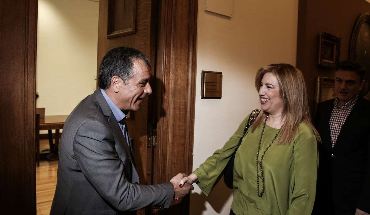 «Αρραβώνας» με αστερίσκους μεταξύ Σταύρου και Φώφης