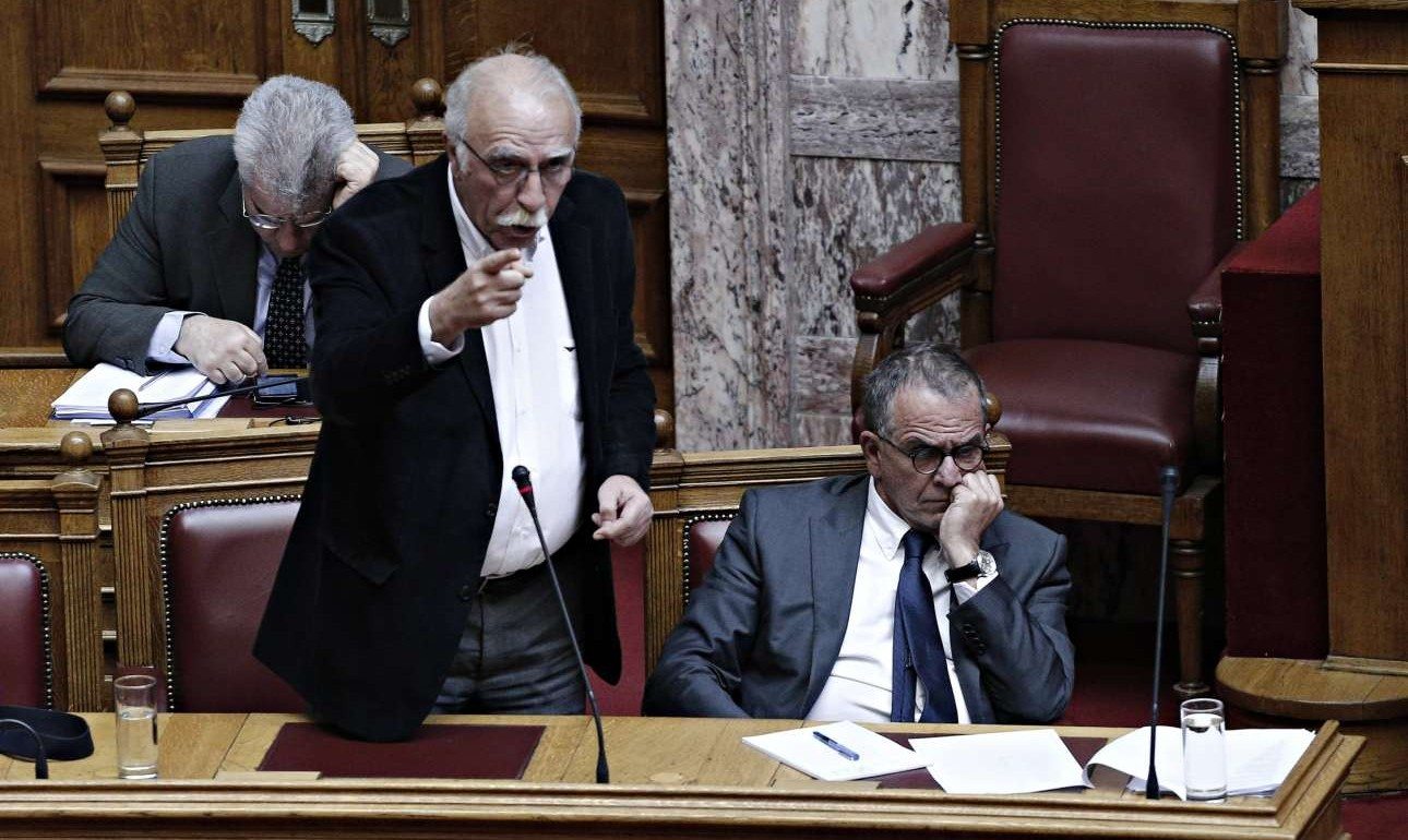 Υπερψηφίστηκε στη Βουλή το νομοσχέδιο για τους πρόσφυγες