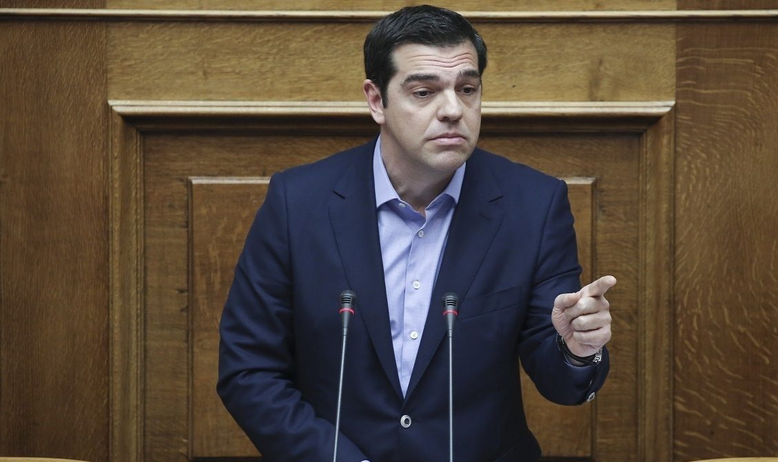 Ενέσεις ηθικού και «μασάζ» Τσίπρα στους βουλευτές του για το Ασφαλιστικό