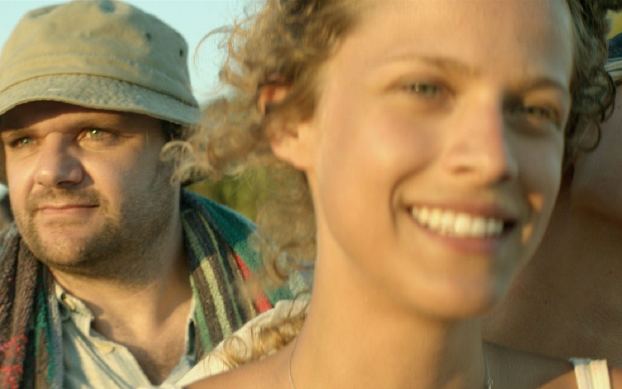 «Suntan»: ένα κάψιμο δρόμος