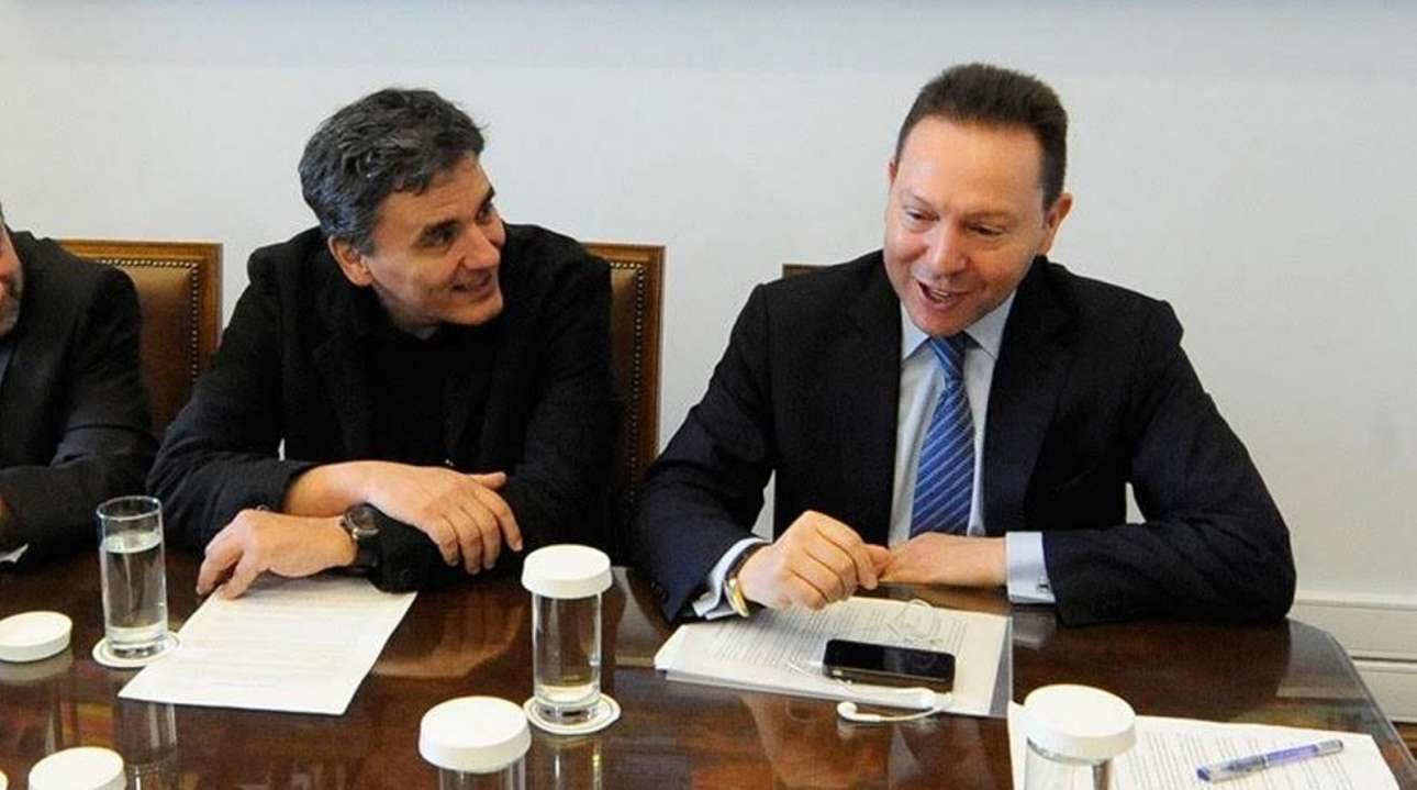 Αγάπησαν τον υπονομευτή τους…