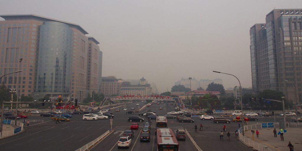 Το Πεκίνο βουλιάζει!