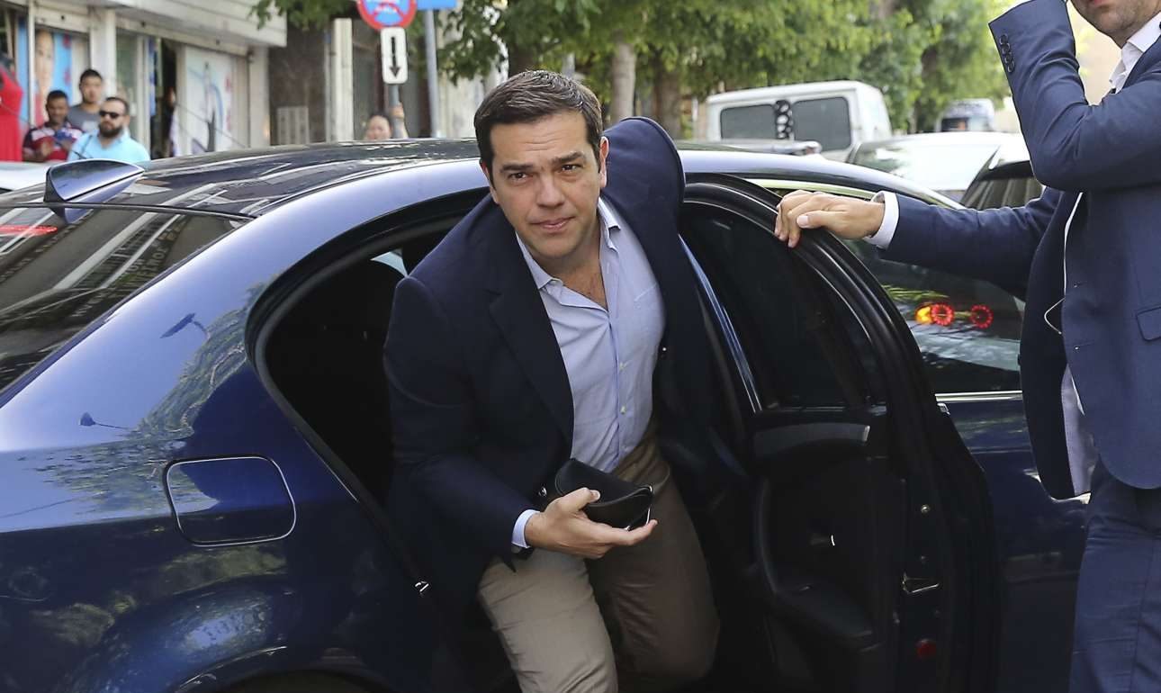 Η σιωπή του Τσίπρα για την απλή αναλογική