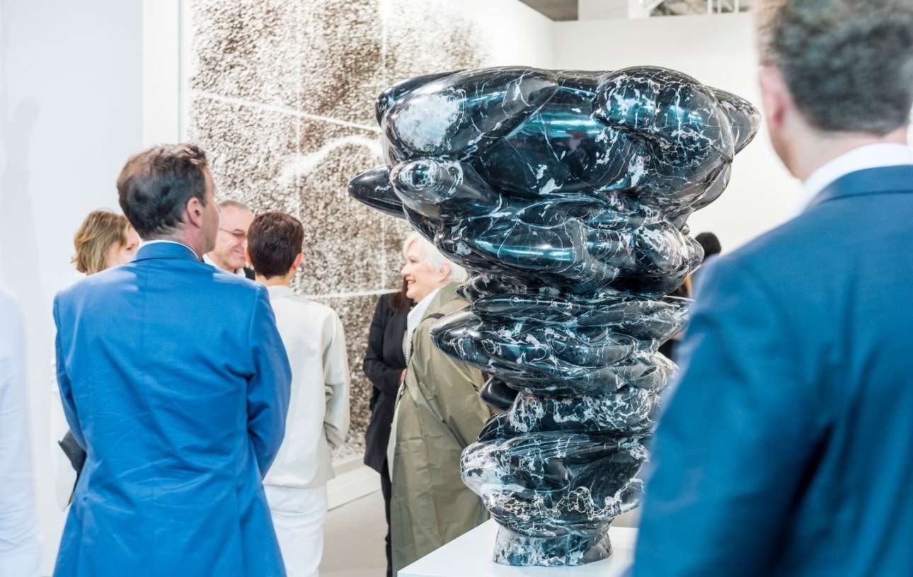 Ξενάγηση στην Art Basel, τη Νο1 φουάρ τέχνης στον κόσμο