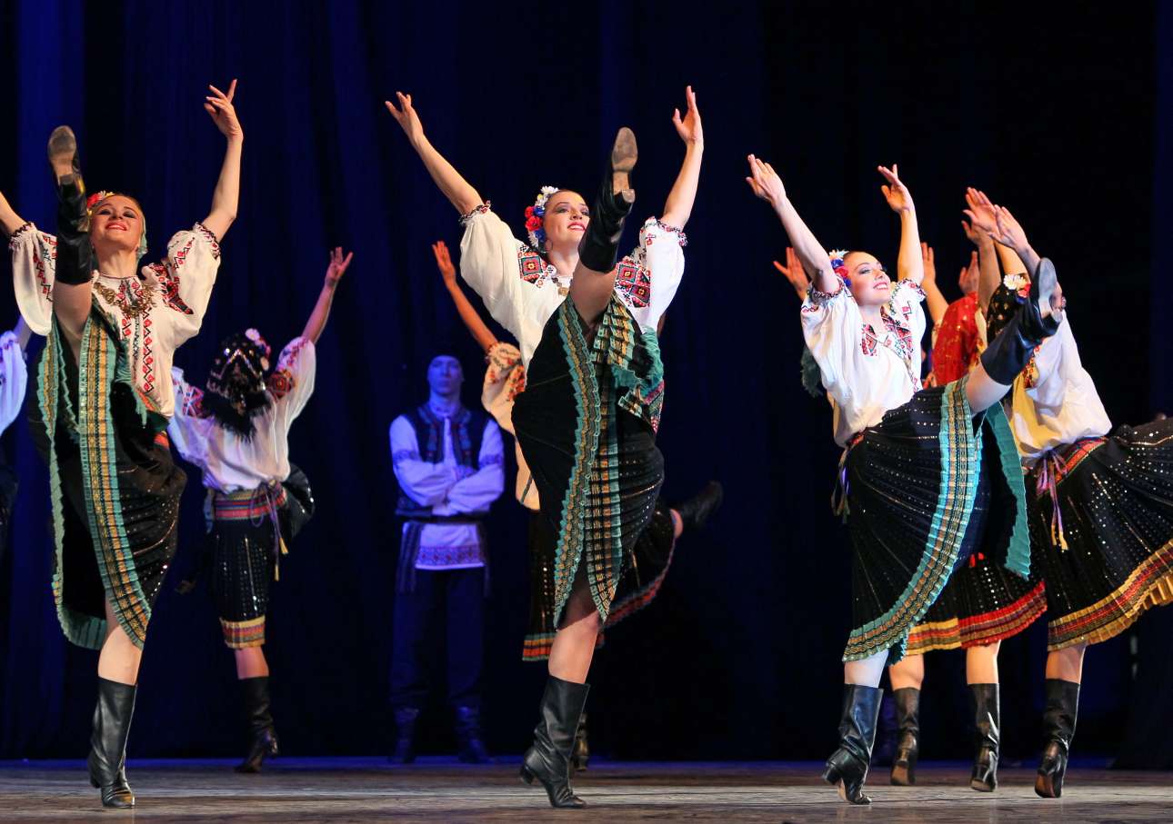 Suite of Moldavian dances Zhok2 photo by E. Masalkov