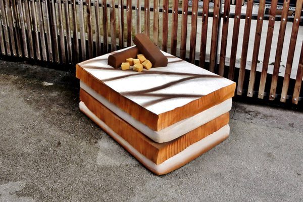 lor-k-french-artist-street-food-discarded-mattresses-designboom-013