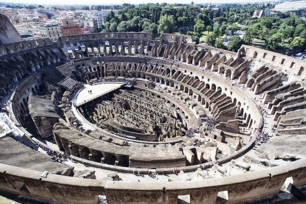 01_Tod-s_For_Colosseum_view_01
