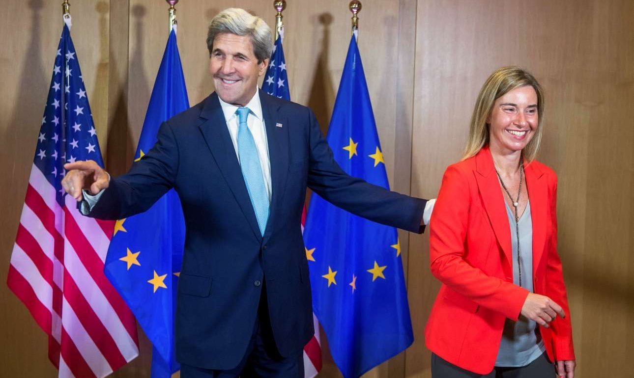 Οι υπουργοί Εξωτερικών της ΕΕ στο δωμάτιο «κρίσεων» (μαζί με τον Κέρι) για την Τουρκία