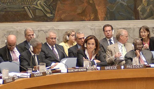 Η Ντόρα Μπακογιάννη προεδρεύει στο Συμβούλιο Ασφαλείας, το 2006. Από τα «καλά» ταξίδια που άφησαν εποχή