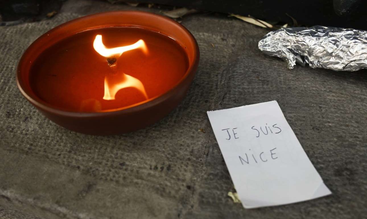 Είμαστε όλοι δημοσιογράφοι: προσοχή, σκληρές εικόνες