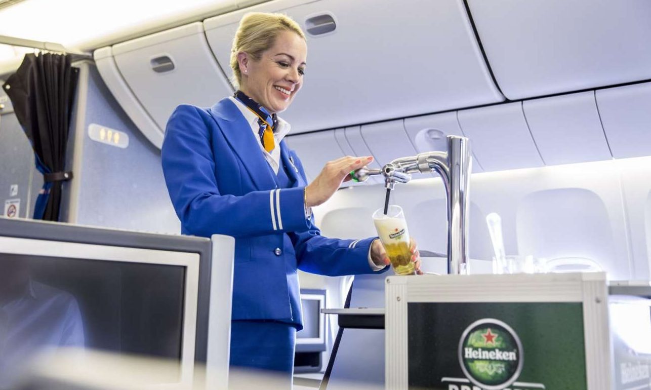 Αεροσυνοδέ μου, μια draft παρακαλώ