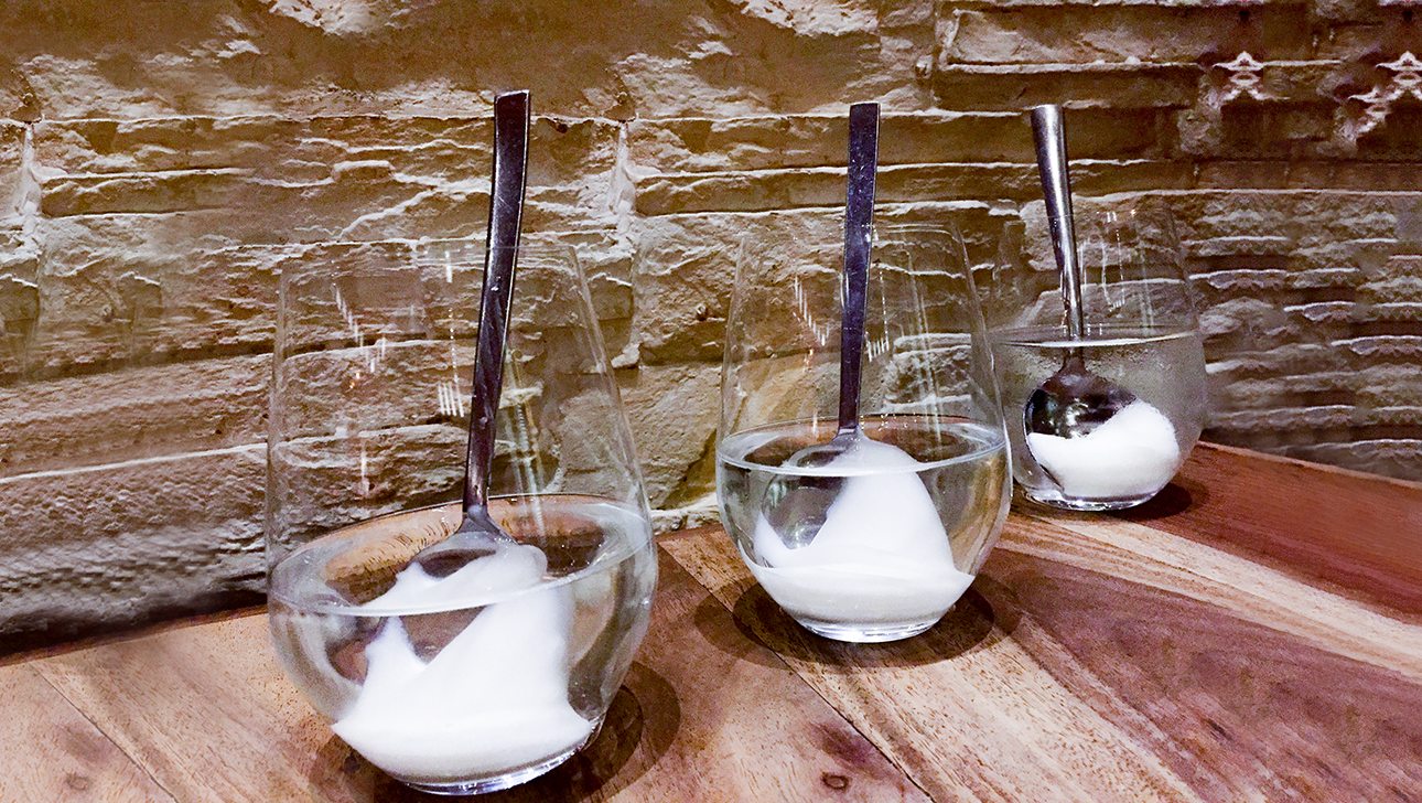 Υποβρύχιο βανίλια, τριαντάφυλλο ή μαστίχα;