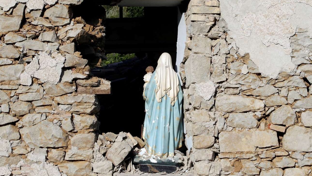 Ο Ρέντζο Πιάνο σβήνει τα σημάδια του σεισμού στην Ιταλία