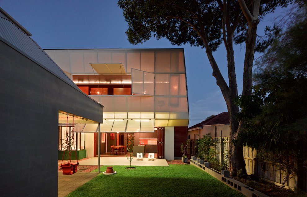 Room House / Αiredale Pedersen Hook, Costa Architects