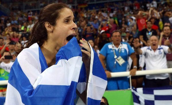 2016 Rio Olympics - Athletics - Final - Women's Pole Vault Final - Olympic Stadium - Rio de Janeiro, Brazil - 19/08/2016. Ekaterini Stefanidi (GRE) of Greece celebrates after winning gold. REUTERS/Kai Pfaffenbach  FOR EDITORIAL USE ONLY. NOT FOR SALE FOR MARKETING OR ADVERTISING CAMPAIGNS.