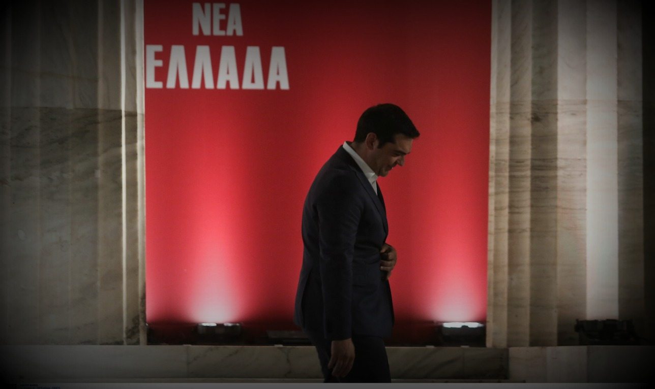 Ο Αλ. Τσίπρας «χτίζει» τρία αναχώματα