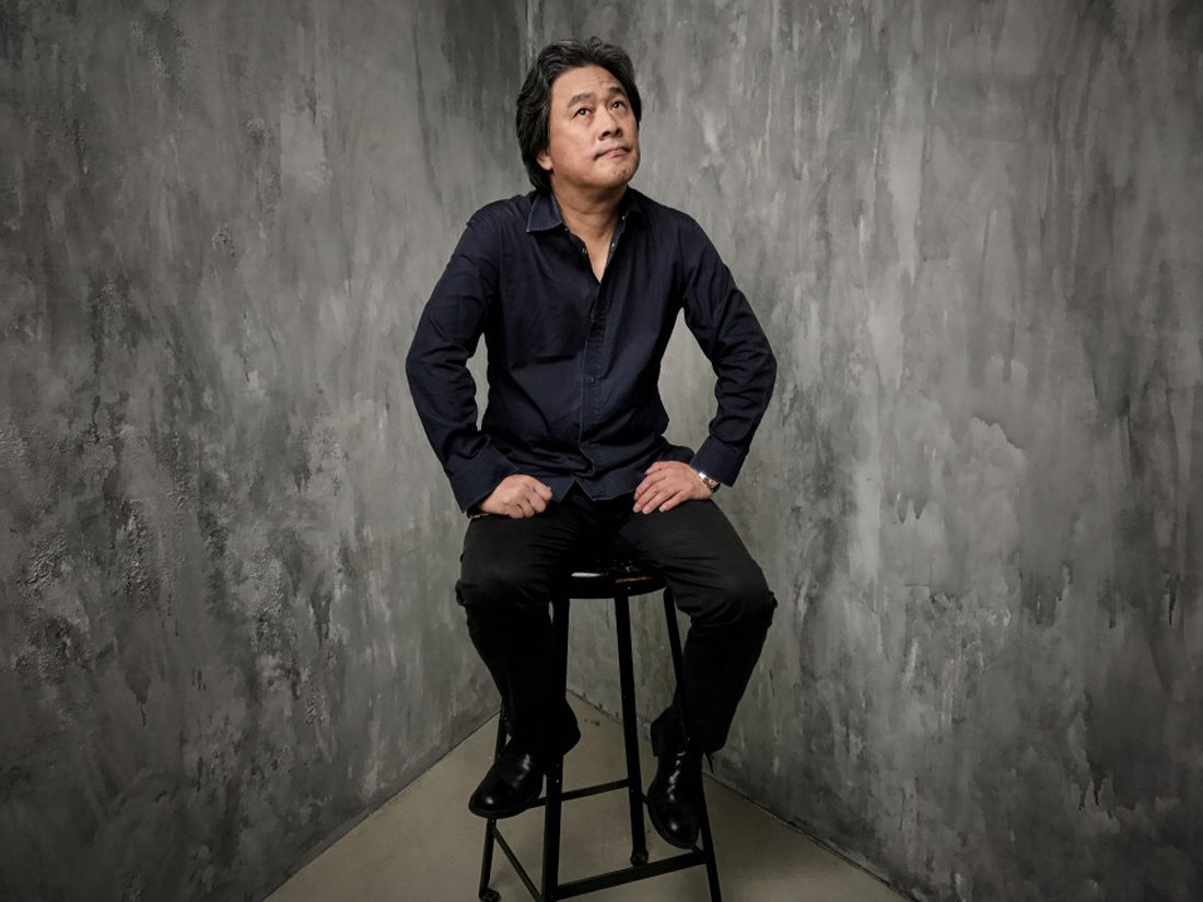 Ο Νοτιοκορεάτης δημιουργός Παρκ Τσαν Γουκ επιστρέφει στο παλιό, δυναμικό του σκηνοθετικό στιλ με το ερωτικό θρίλερ εποχής «The Handmaiden»