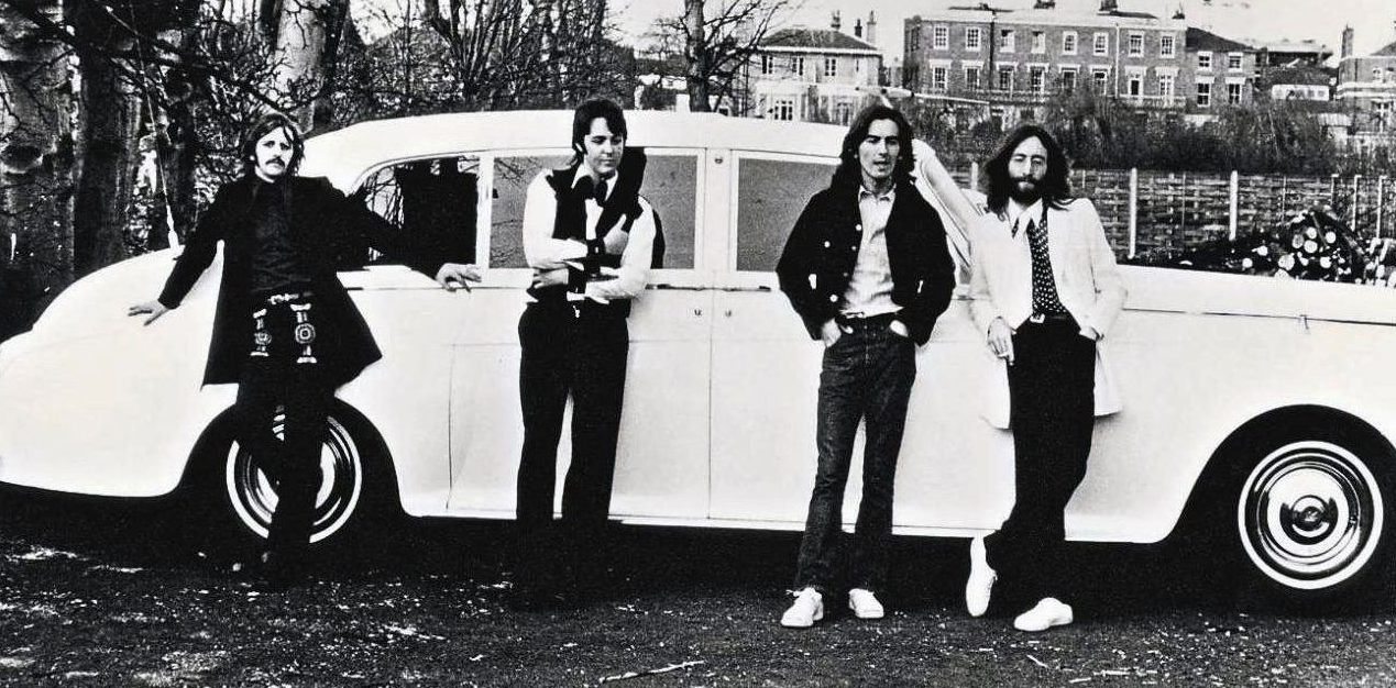 Το «Λευκό Φάντασμα» του Λένον επιστρέφει στους δρόμους