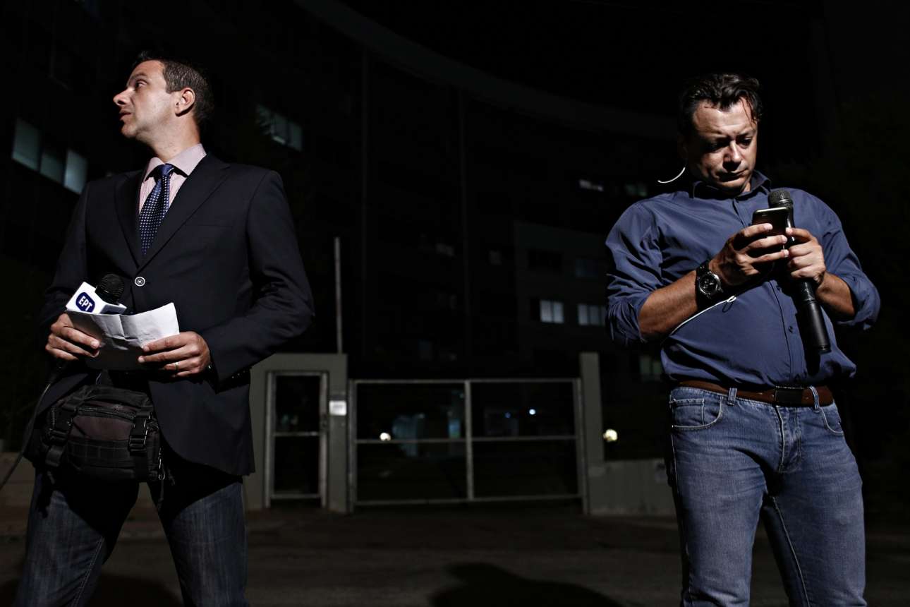 «Πάγωσαν» οι εργαζόμενοι σε Star και Αlpha