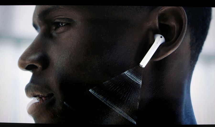 AirPods. ασύρματα ακουστικά. Και πώς θα γίνει να μην τα χάνεις;