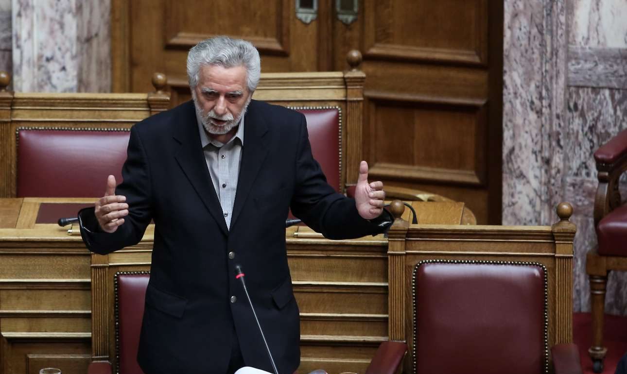 Καβγάς Δρίτσα – Κεδίκογλου στη Βουλή για την τραγωδία στην Αίγινα