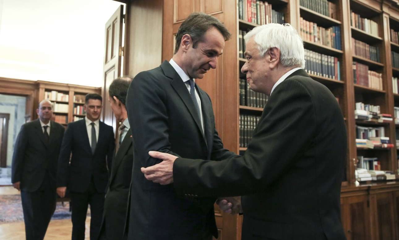 «Εκλογές τώρα», ζήτησε από τον Παυλόπουλο ο Μητσοτάκης