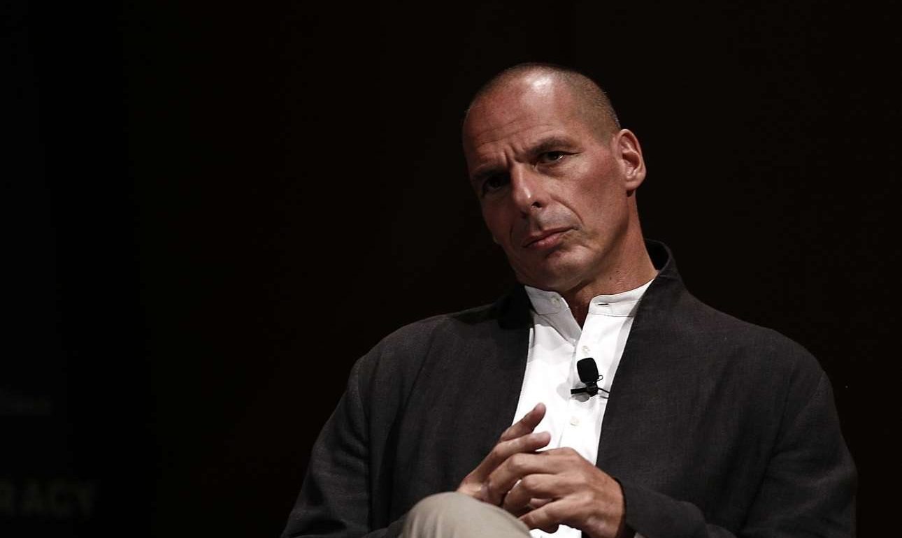 Βαρουφάκης κατά Στουρνάρα: «Επρεπε να φύγει»