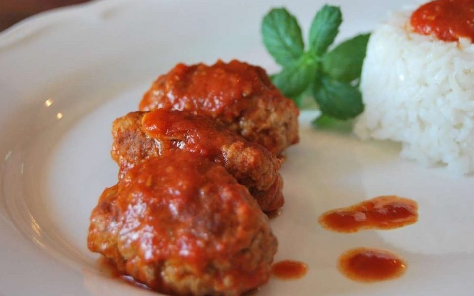 Σουτζουκάκια συννεφένια, συνταγή απαράλλακτη