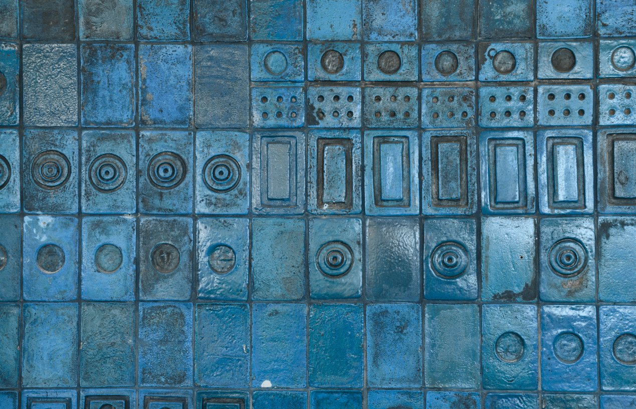 Τιμώντας την ανανεώτρια της ελληνικής κεραμικής