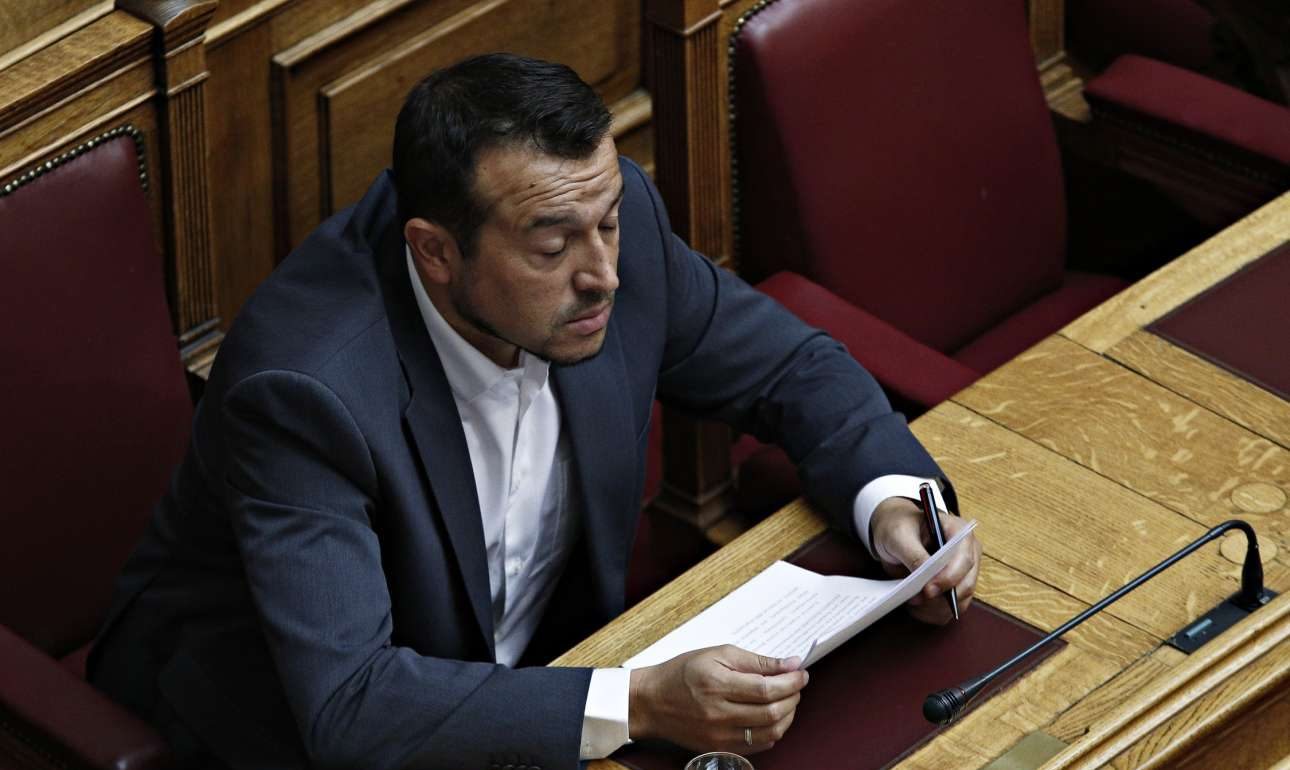 Η «αποκαθήλωση» του Νίκου Παππά