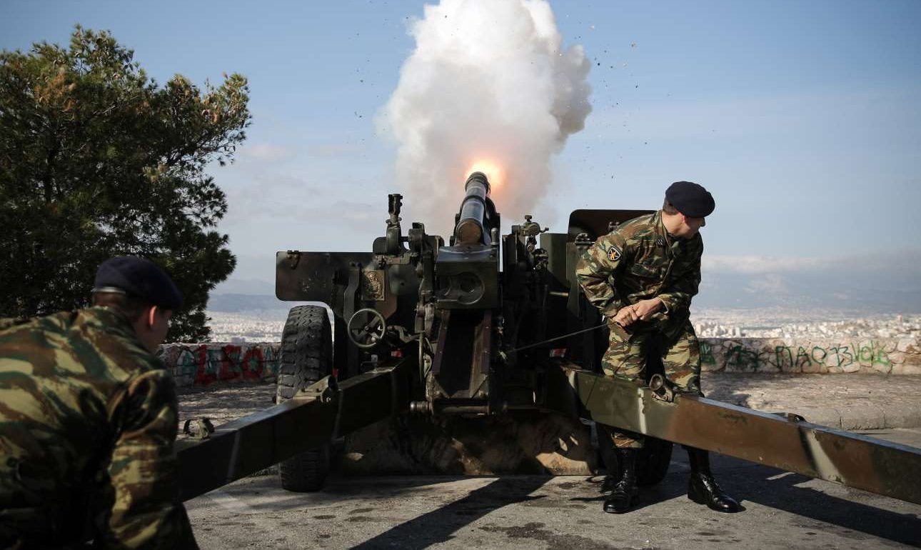 Ποιος (δεν) θέλει στράτευση στα 18;
