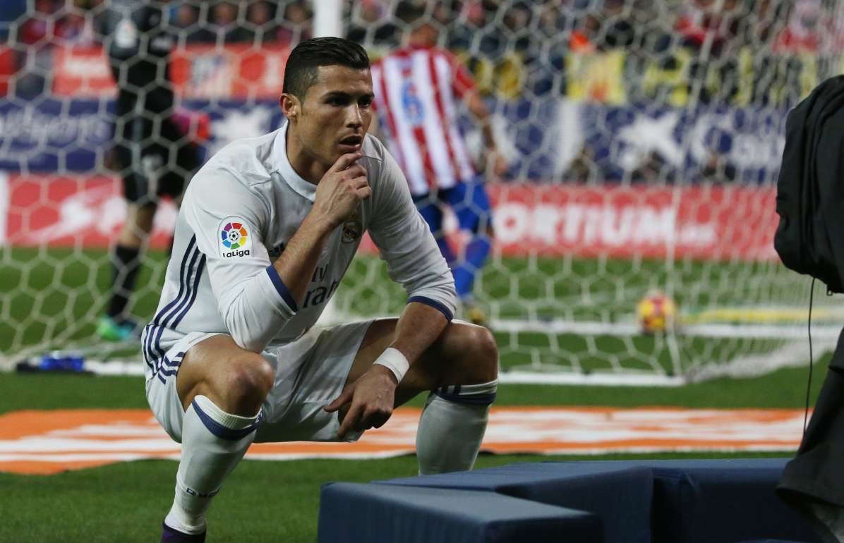 Η «χρυσή πάσα» του Κριστιάνο… στον εαυτό του