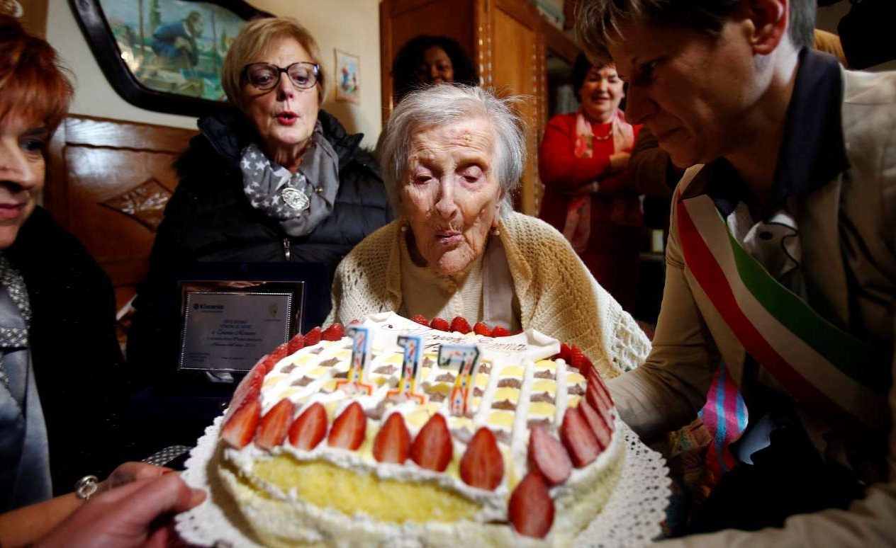 Χρόνια ευτυχισμένα στον γηραιότερο άνθρωπο στον κόσμο!