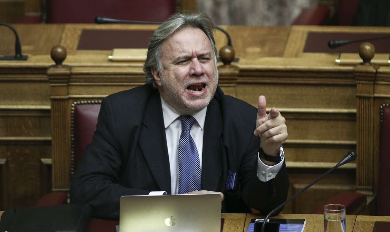 Ομολογία Κατρούγκαλου για τις συντάξεις και «θερμό επεισόδιο» στη Βουλή