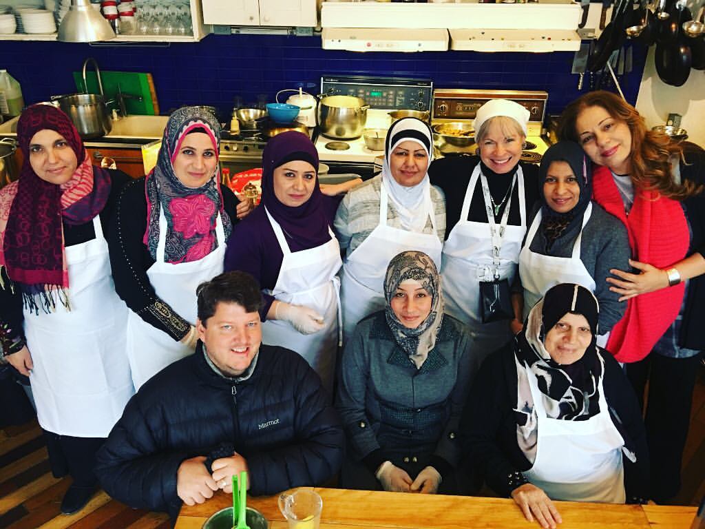 Μαγείρισσες από τη Συρία «στο τιμόνι» εστιατορίου του Τορόντο