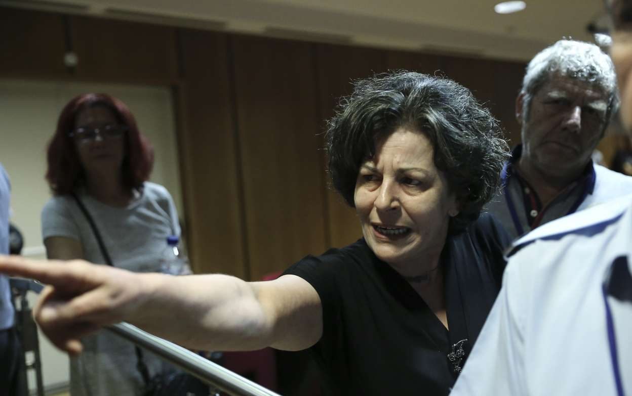 Για ξέπλυμα της Χρυσής Αυγής κατηγορεί την κυβέρνηση η οικογένεια Φύσσα