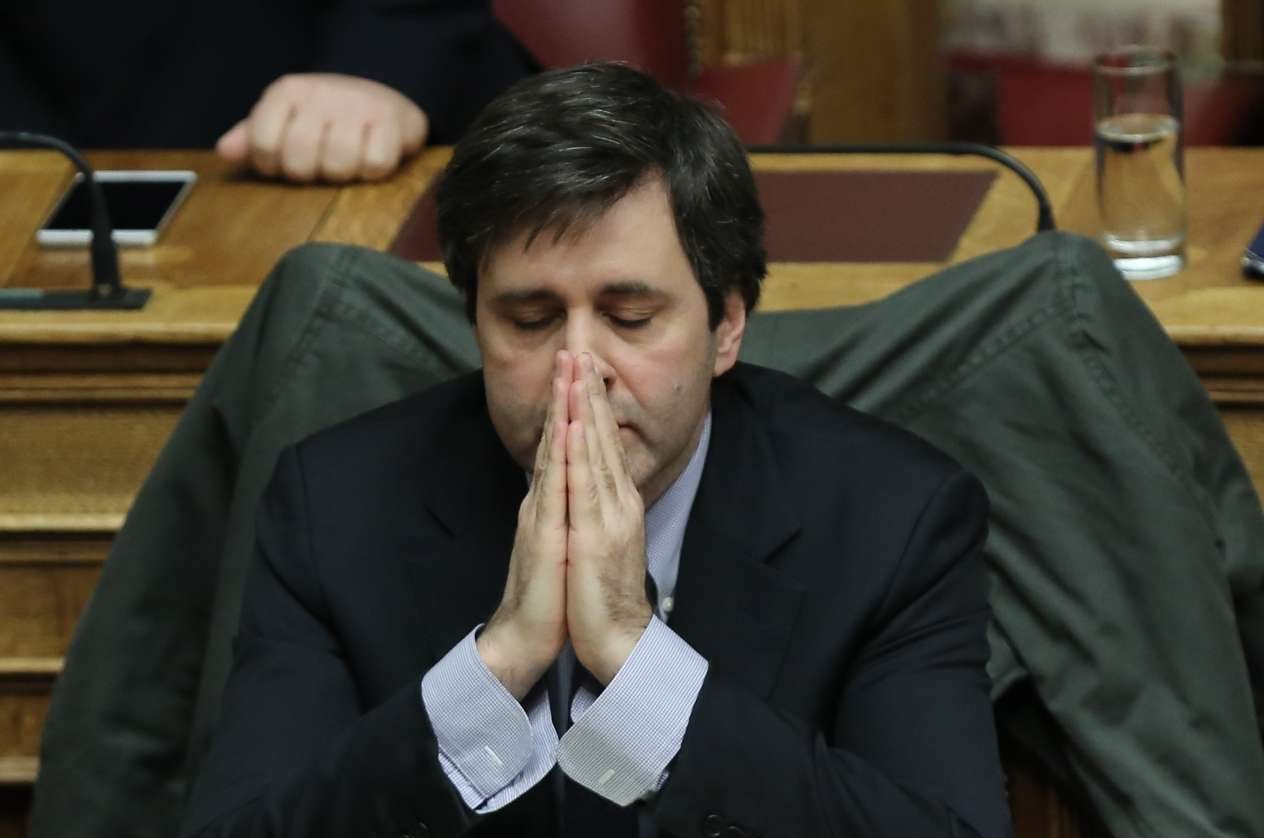 «Εσωτερικό μνημόνιο» επιβάλλει στους υπουργούς ο Χουλιαράκης