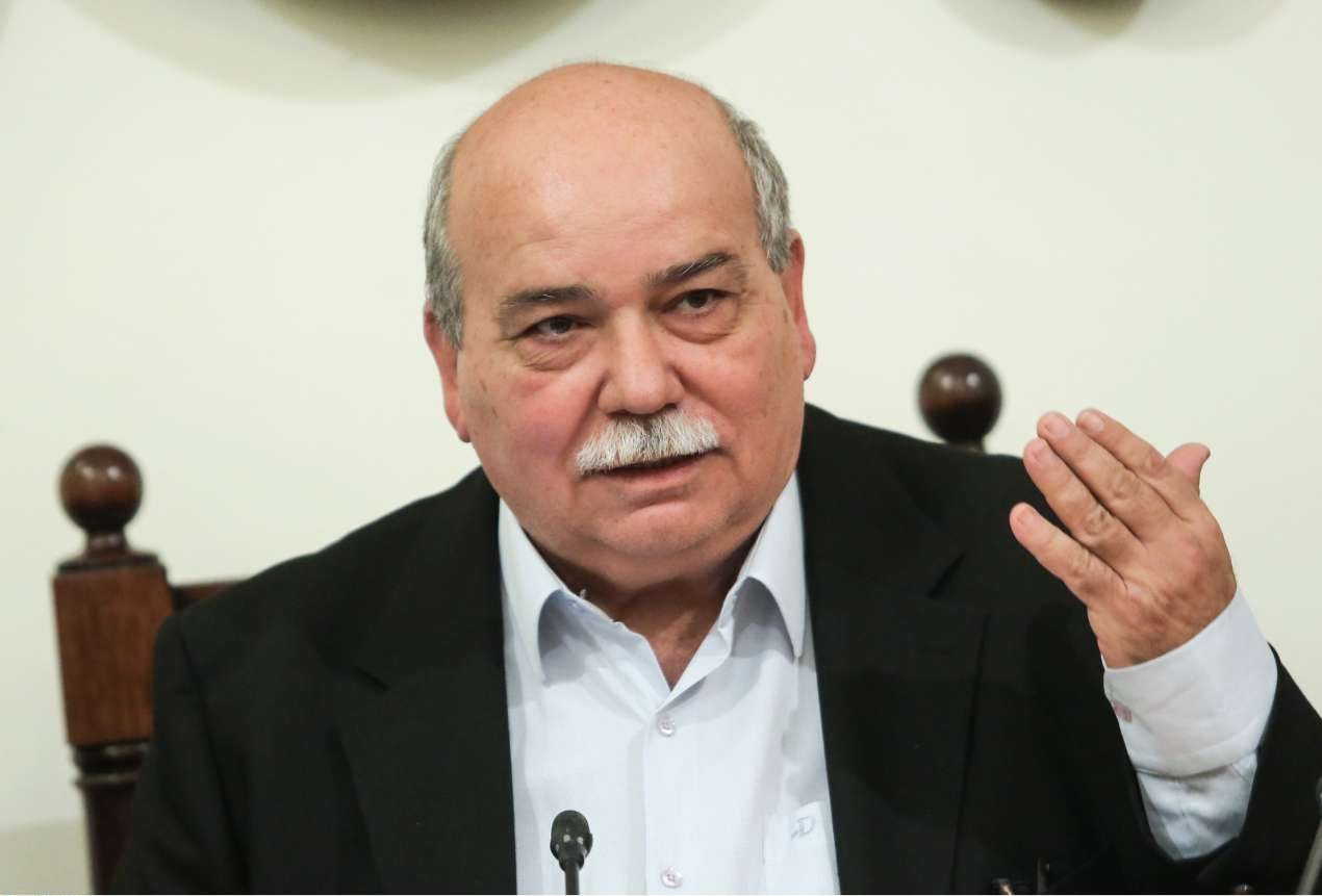 Ο Βούτσης θεωρεί «βλακείες» τις θέσεις των δανειστών για τις συντάξεις