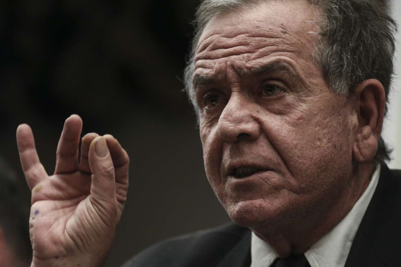 Μουζάλας σε πρόσφυγες και νησιώτες: «Υπομονή μέχρι τον Απρίλιο»…