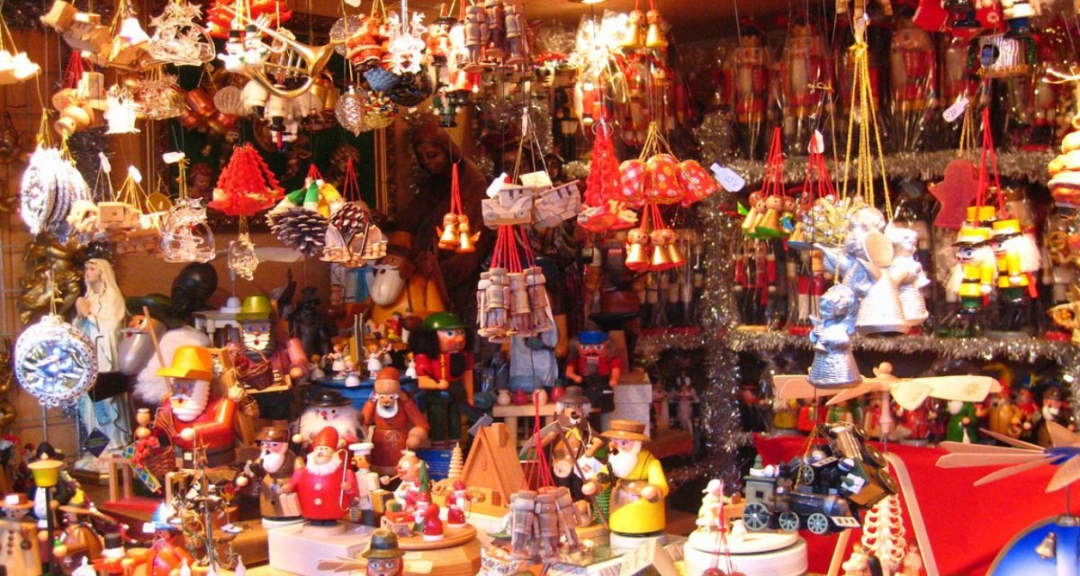 Και που άνοιξαν τα μαγαζιά, τι;