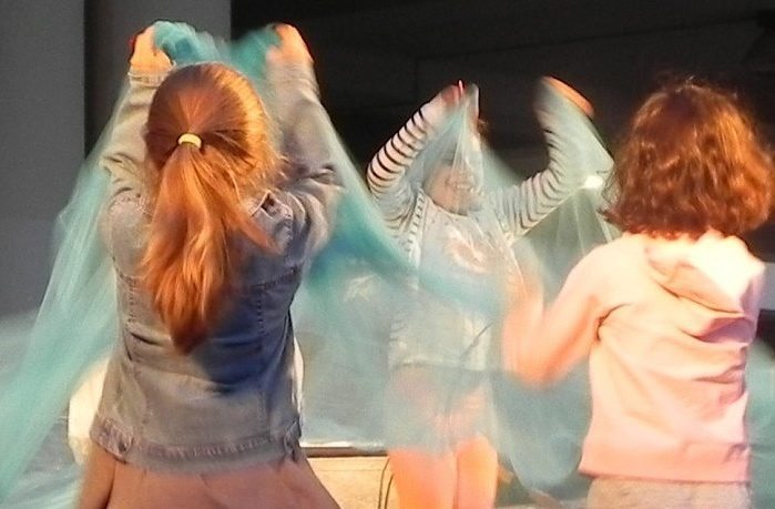 Παραμύθια για το φως και το σκοτάδι