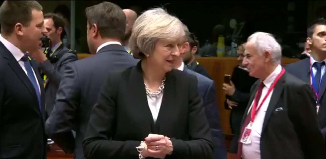 Τερέζα Μέι, μόνη ψάχνει παρέα – Ολο το Brexit σε 11 δευτερόλεπτα