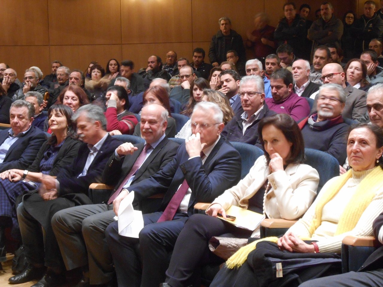 «Ωρα αποφάσεων»: «Η Ελλάδα να στραφεί στους νέους και στην παραγωγή»