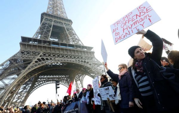 2017-01-21T153729Z_174261759_RC1879DDF3D0_RTRMADP_3_USA-TRUMP-WOMEN-PARIS